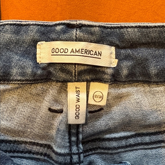 Good American Good Waist skinny jeans - Picture 2 of 7